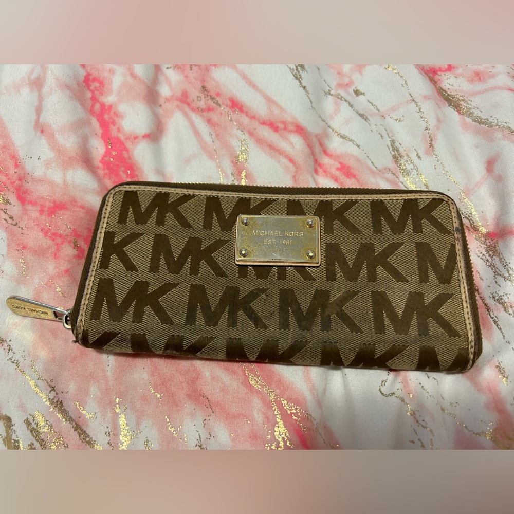 Beige, Michael Kors wallet